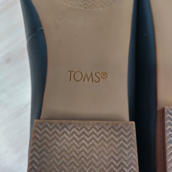 Tom's Brielle Black Leather Flats Shoes Women US 6 - Picture 13 of 14